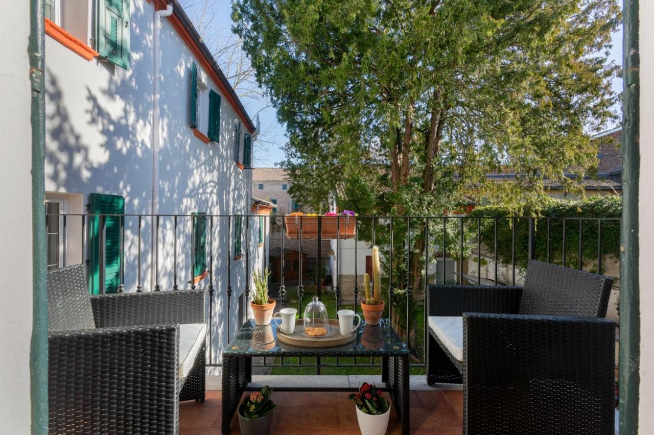Frescobaldi Aparments! A Casa Di Francesco Apartment Ferrara Exterior foto